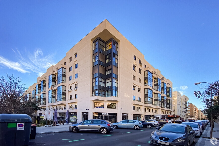 Retail in Madrid, Madrid for lease - Building Photo - Image 1 of 1