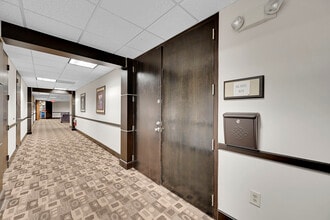 21301 Powerline Rd, Boca Raton, FL for lease Interior Photo- Image 1 of 12