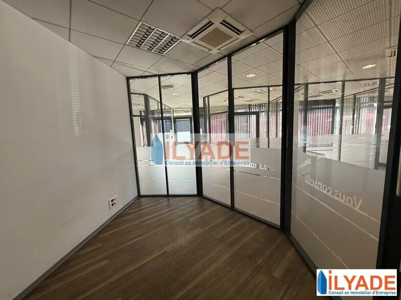 21 Avenue De Verdun, Aubagne for lease - Interior Photo - Image 2 of 8