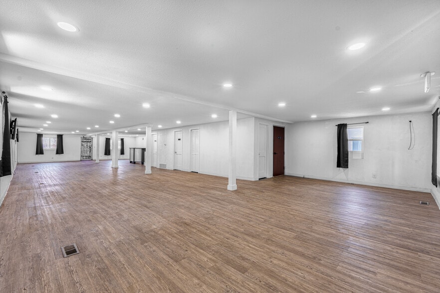 6600 Federal Blvd, Denver, CO for lease - Building Photo - Image 1 of 28