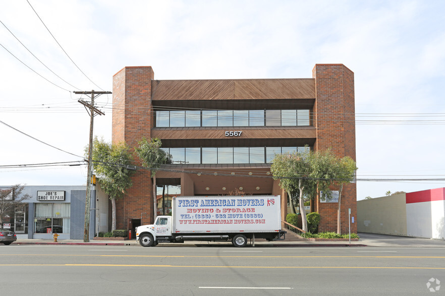 5567 Reseda Blvd, Tarzana, CA for lease - Building Photo - Image 3 of 5