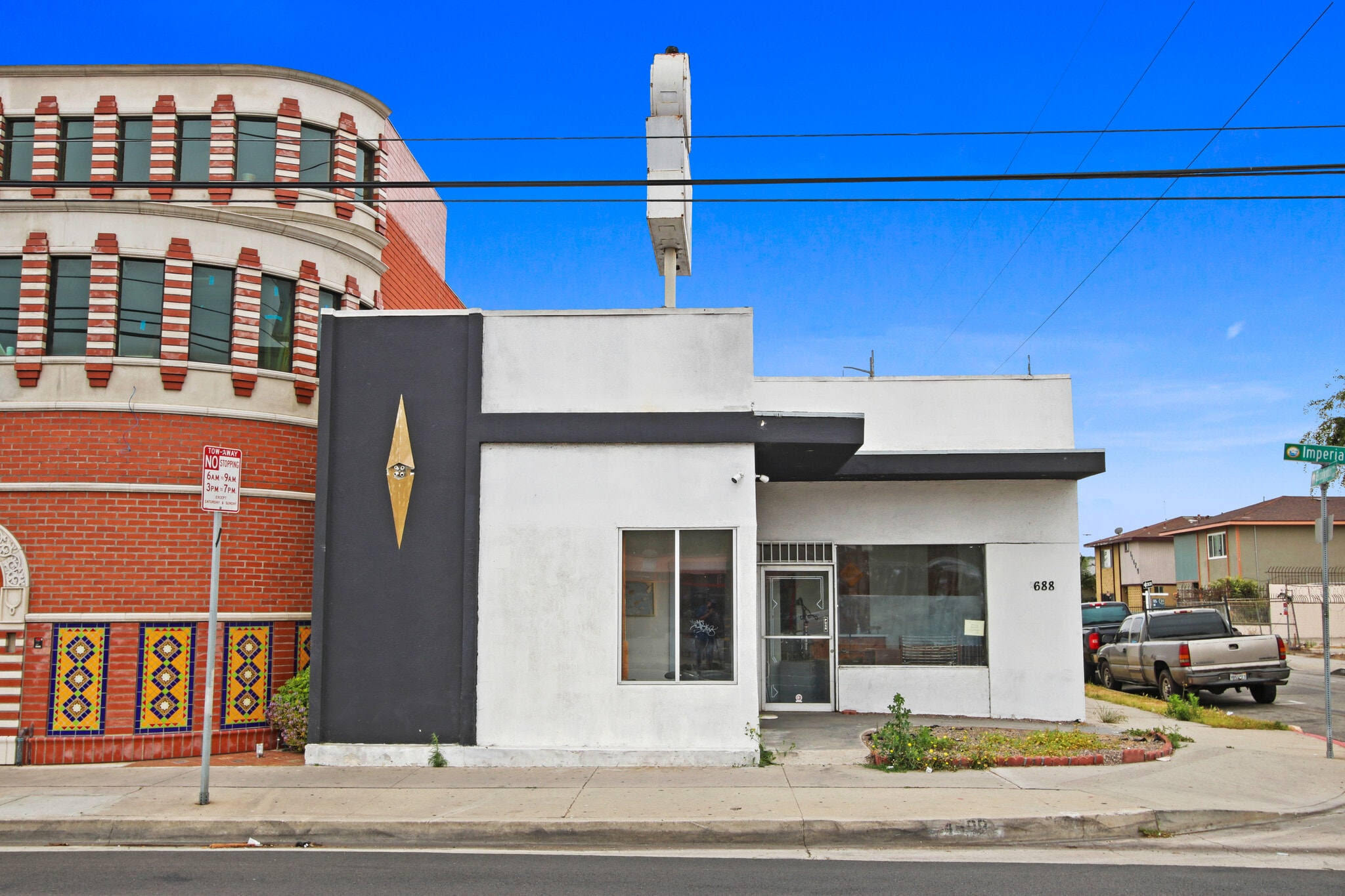 4686-4688 W Imperial Hwy, Inglewood, CA for sale Building Photo- Image 1 of 12