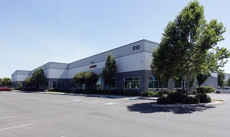 910 Riverside Pky, West Sacramento CA - Warehouse