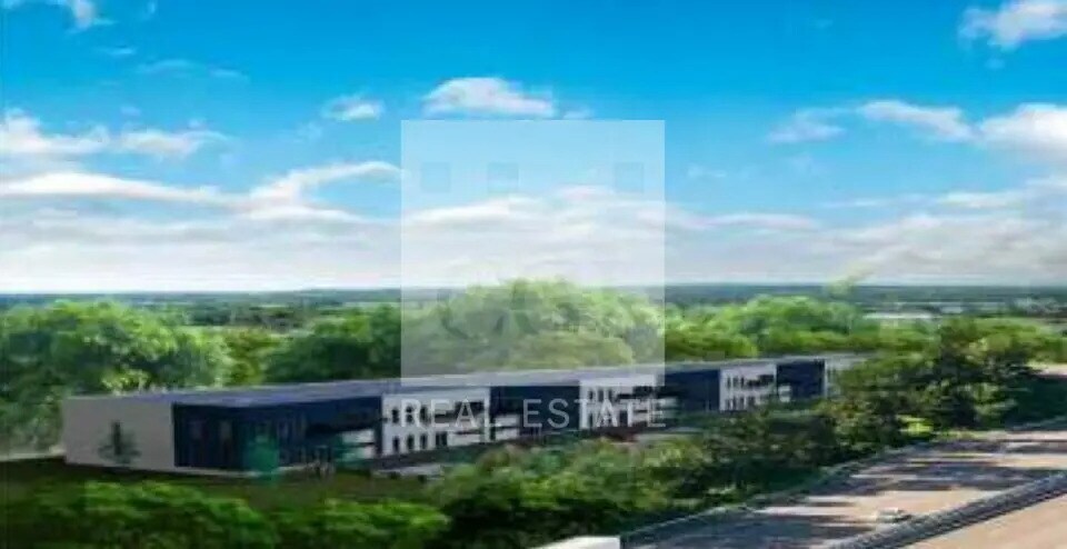 Flex in Bourgoin-Jallieu for lease Building Photo- Image 1 of 13