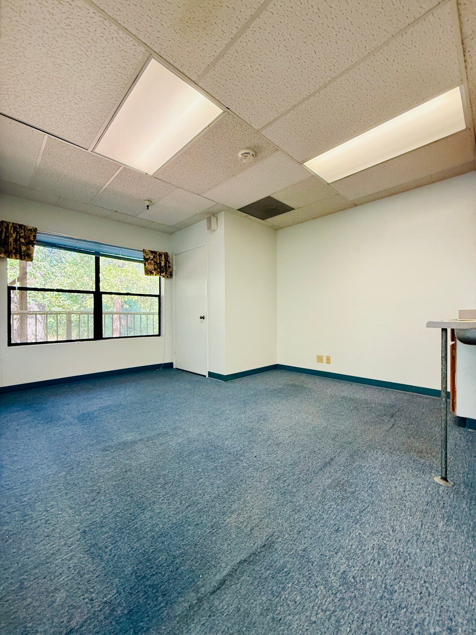 117 New Mohawk Rd, Nevada City, CA for lease Interior Photo- Image 1 of 14