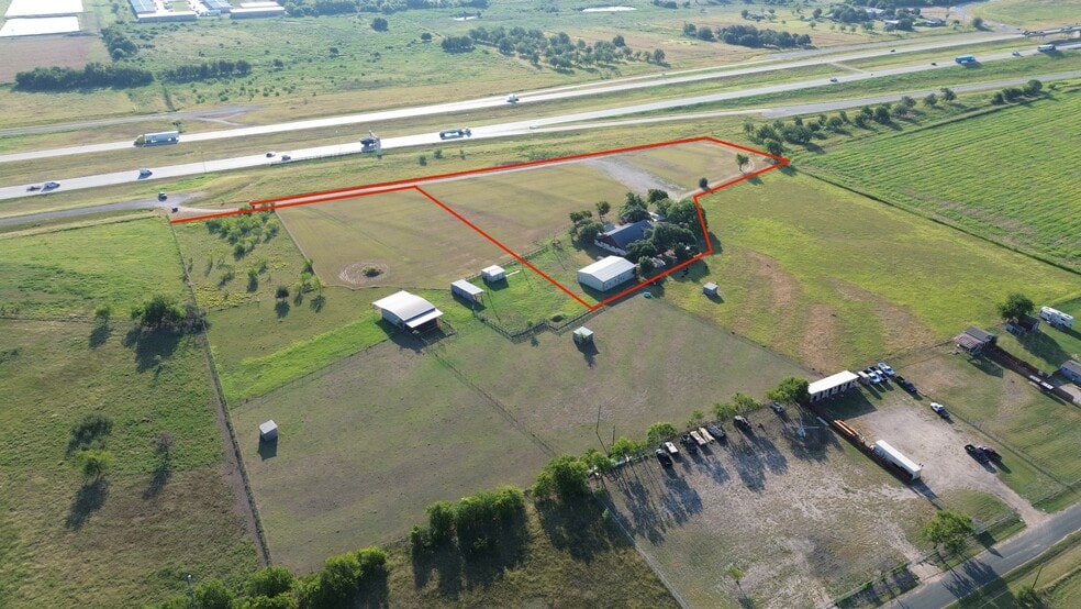 9100 TX-130, Hutto, TX for lease - Building Photo - Image 3 of 11