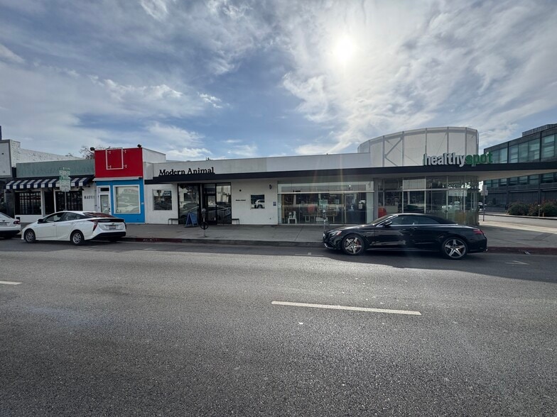 8126 Beverly Blvd, Los Angeles, CA for lease - Building Photo - Image 2 of 3