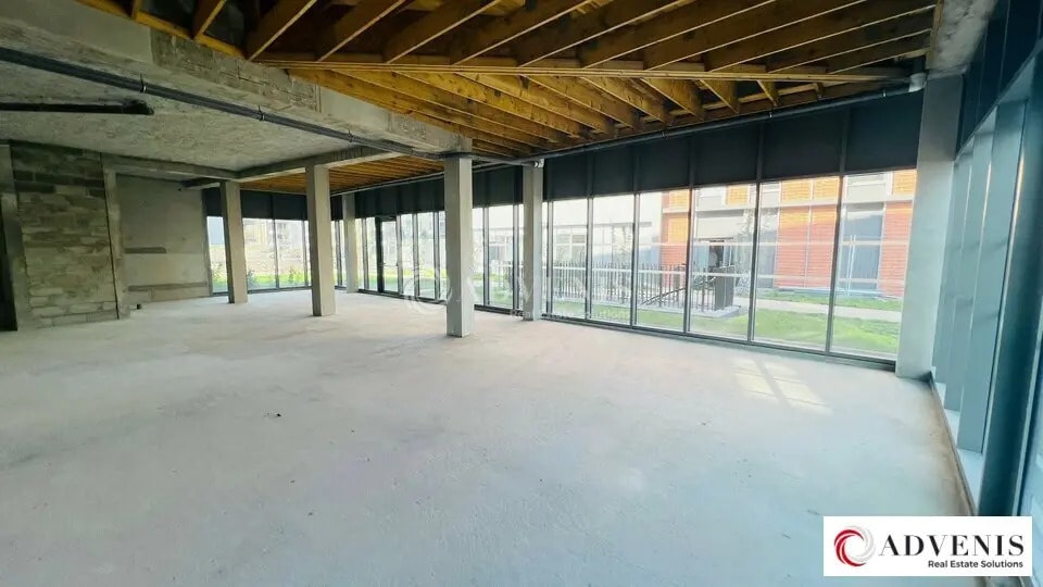 Retail in Bruges for lease - Interior Photo - Image 3 of 5