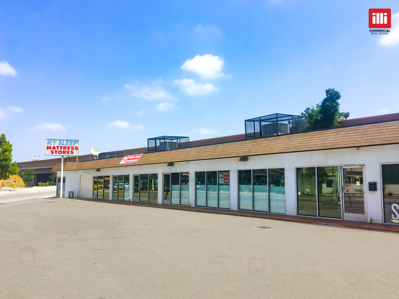 6020-6030 Laurel Canyon Blvd, North Hollywood, CA for lease - Building Photo - Image 3 of 11