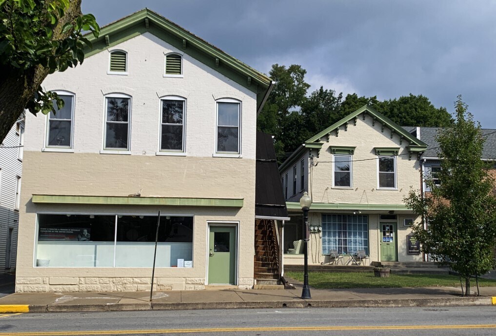 14-16 W Main St, New Bloomfield, PA for sale Primary Photo- Image 1 of 1