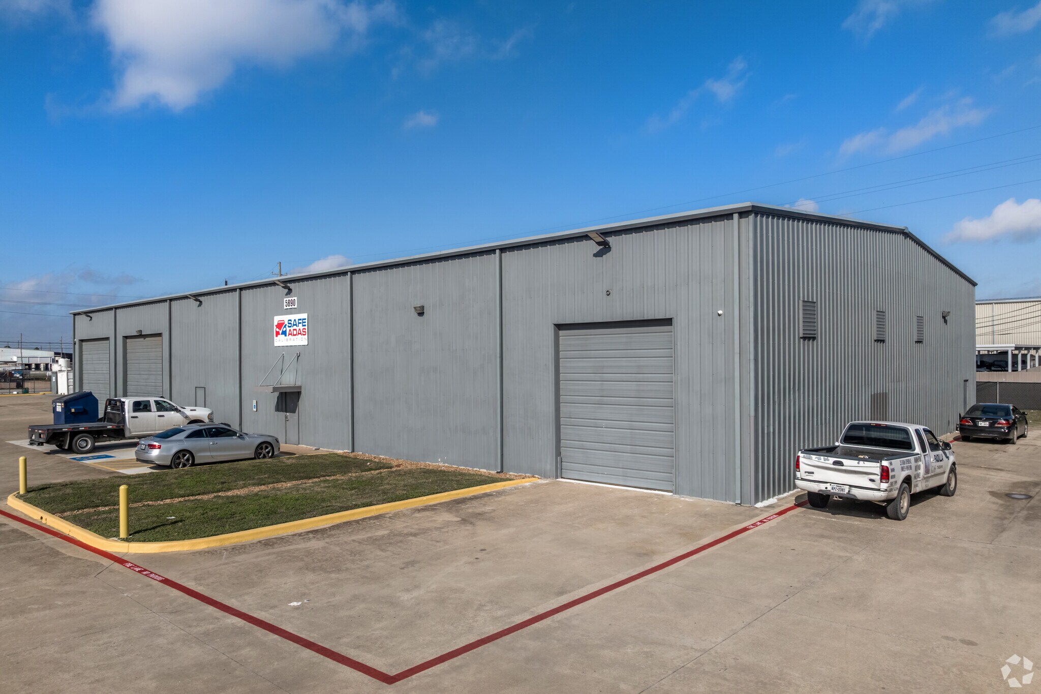 5890 Cunningham Rd, Houston, TX for sale Primary Photo- Image 1 of 1