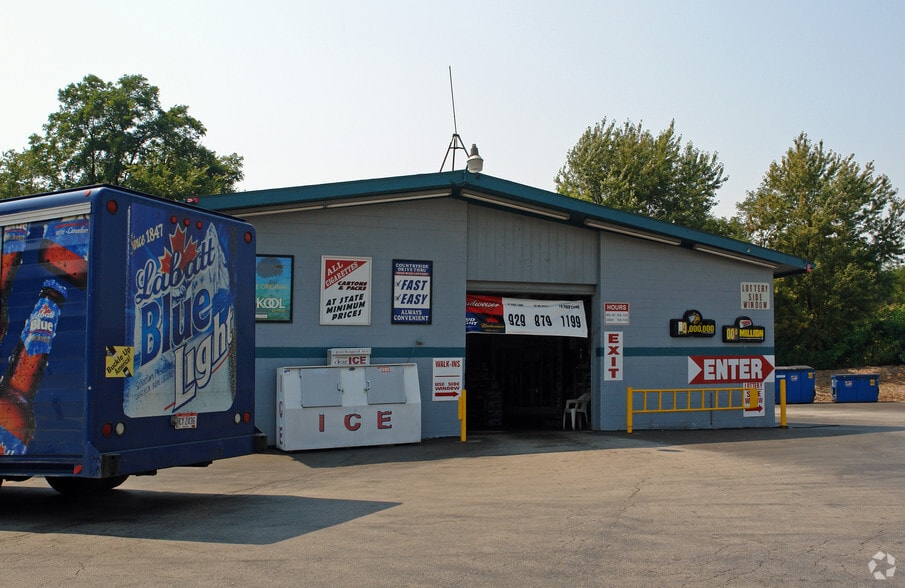 888 N Meridian Rd, Youngstown, OH for sale - Primary Photo - Image 1 of 1