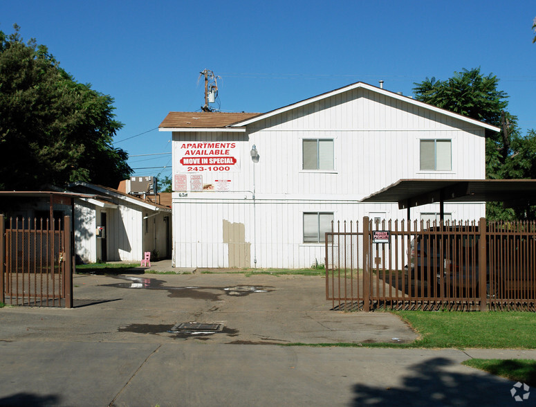 628 S Sierra Vista Ave, Fresno, CA for sale - Building Photo - Image 2 of 2