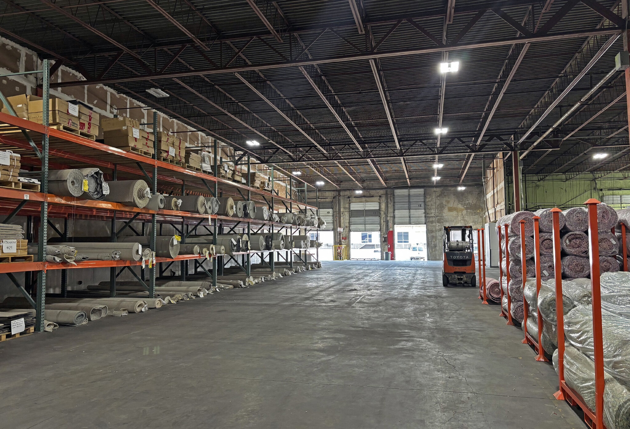 4701-4775 Distribution Dr, Tampa, FL for lease Interior Photo- Image 1 of 7