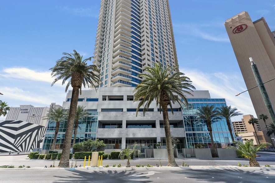 Sky Las Vegas portfolio of 3 properties for sale on LoopNet.com - Building Photo - Image 2 of 6