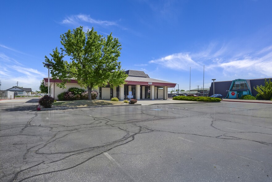 2615 Cleveland Blvd, Caldwell, ID for sale - Building Photo - Image 1 of 1