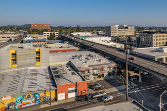 1430 SE Water Ave, Portland, OR - aerial  map view