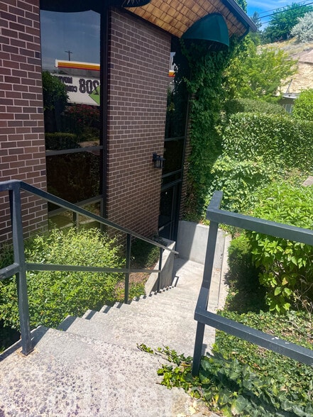 1675 W Hill Rd, Boise, ID for lease - Building Photo - Image 2 of 3