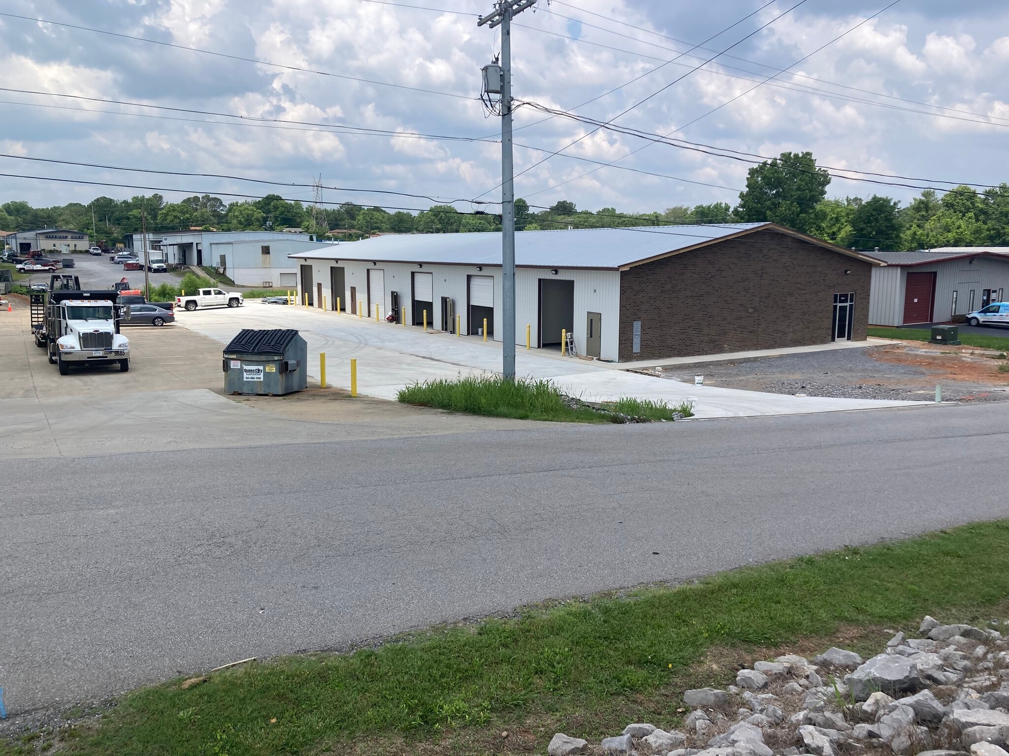 670 Horace Crow, Clarksville, TN for lease Primary Photo- Image 1 of 11
