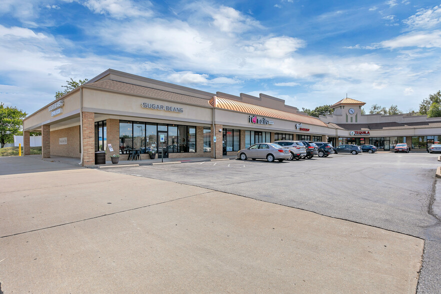 2621-2661 Muegge Rd, Saint Charles, MO for lease - Building Photo - Image 2 of 8