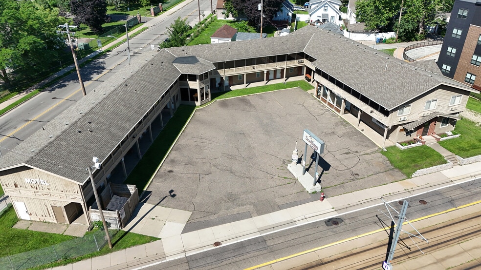 5346 Minnehaha Ave, Minneapolis, MN for sale - Building Photo - Image 2 of 18