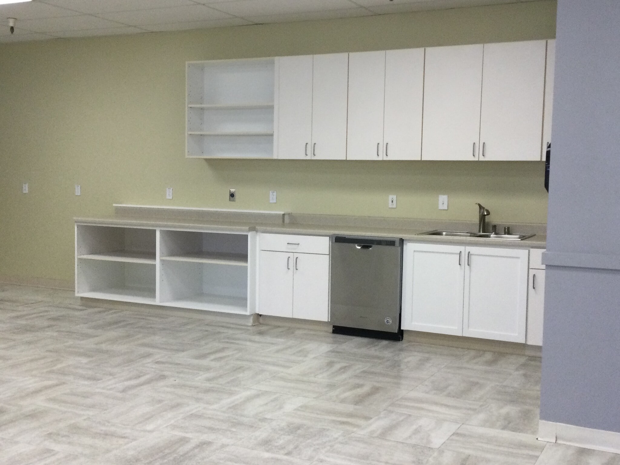 1060 Terra Bella Ave, Mountain View, CA for sale Interior Photo- Image 1 of 14