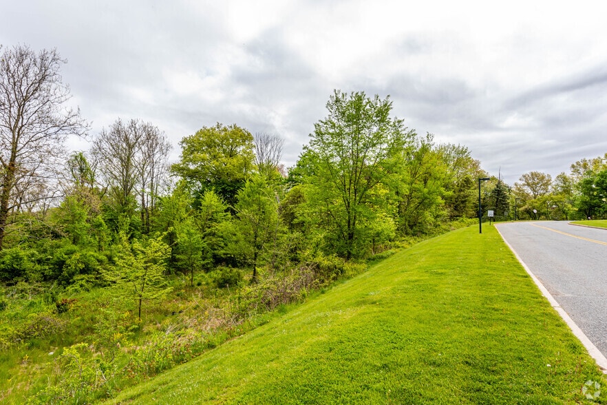1699 State Route 10, Parsippany, NJ for lease - Primary Photo - Image 1 of 4