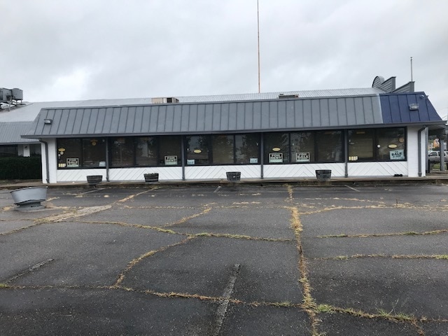 2551 Mt Moriah Rd, Memphis, TN for lease - Building Photo - Image 2 of 19