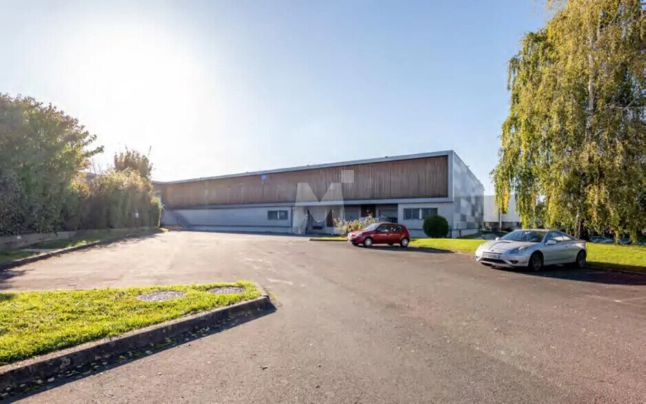 Flex in Wissous for lease - Building Photo - Image 3 of 11