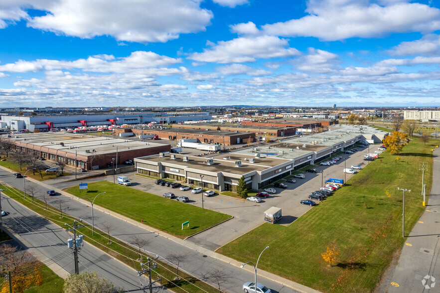 3339-3403 St Griffith, Saint-Laurent, QC for lease - Aerial - Image 1 of 13