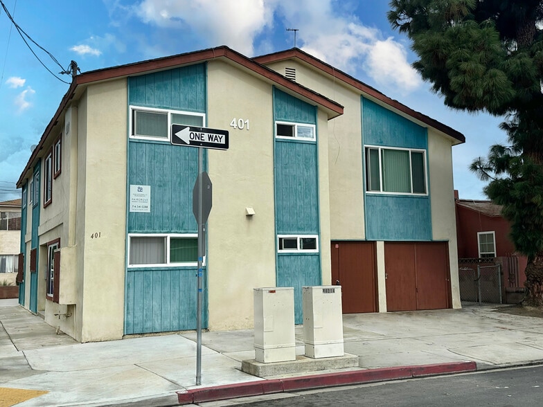 401 E 55th St, Long Beach, CA for sale - Building Photo - Image 3 of 8
