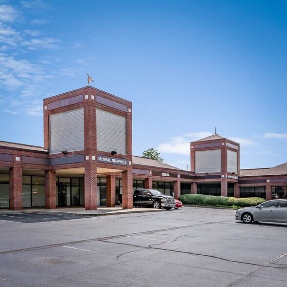 3147-3245 Players Club Pky, Memphis, TN for lease - Building Photo - Image 2 of 20