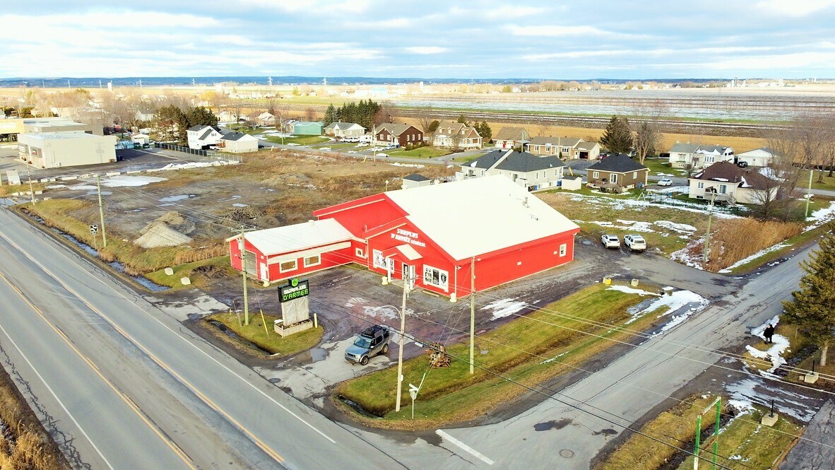 2305 Barrette, NotreDamedeLourdes, QC J0K 1K0