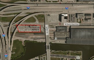 More details for 701 W St Paul Ave, Milwaukee, WI - Retail for Lease