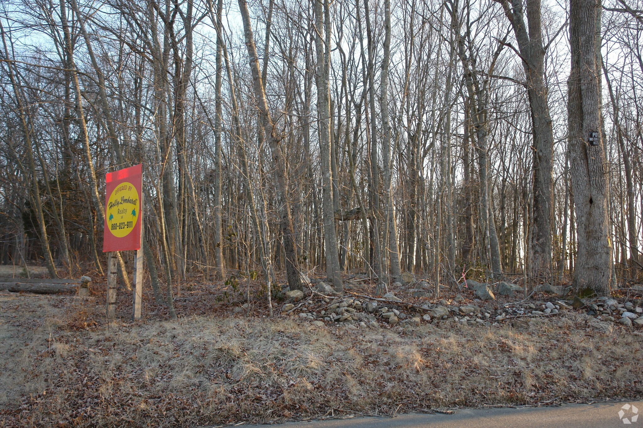 393 Butlertown Rd, Oakdale, CT for sale Primary Photo- Image 1 of 1