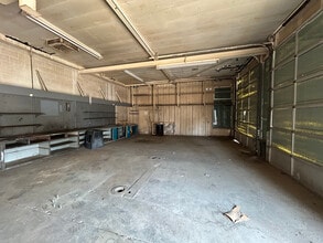 935 S State St, Earlimart, CA for lease Interior Photo- Image 2 of 16