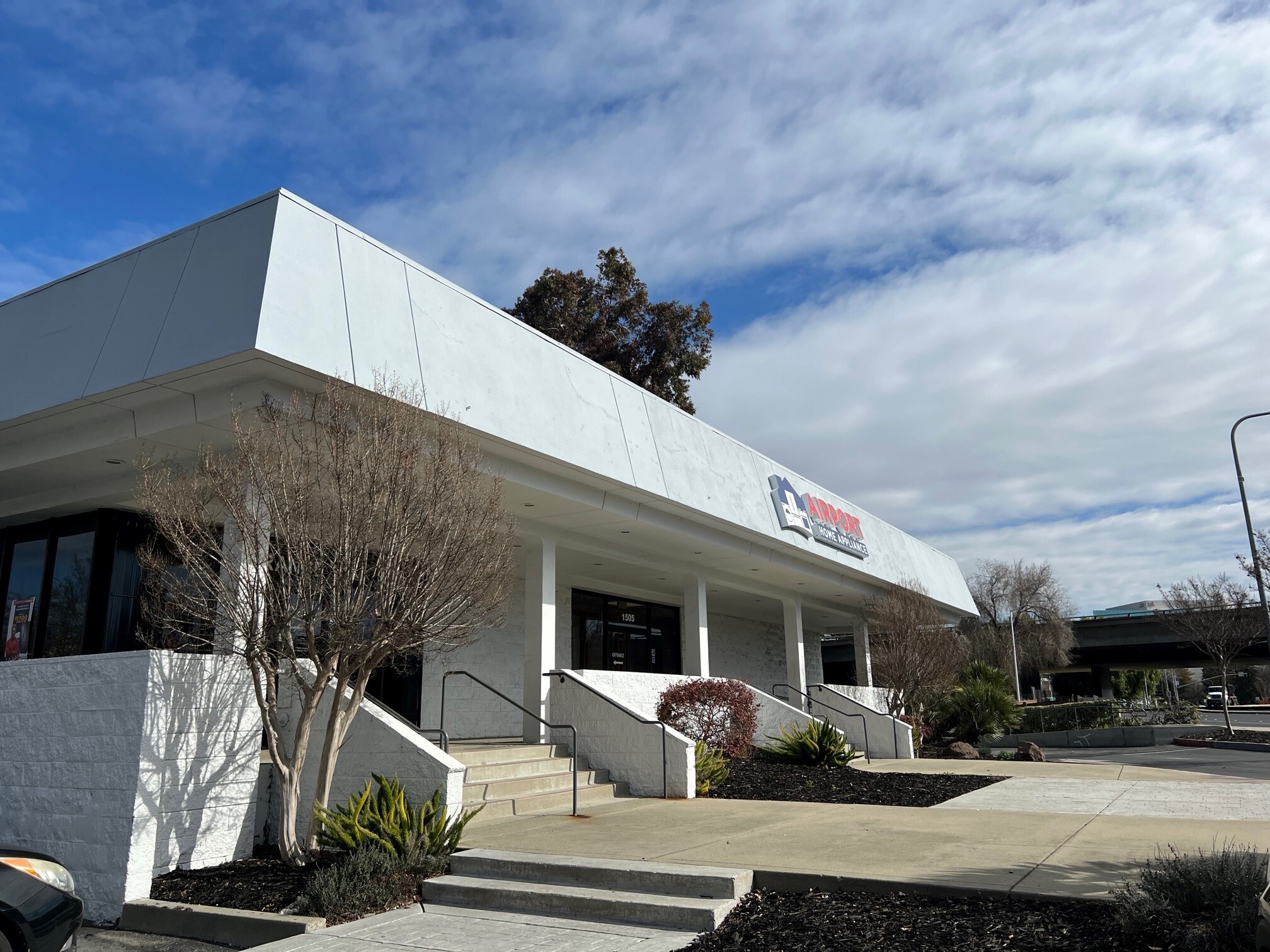 1505 Willow Pass Rd, Concord, CA for lease Building Photo- Image 1 of 8