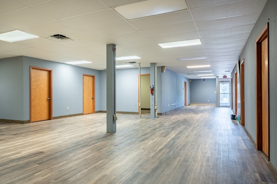 130 N 1st St, Wausau, WI for sale - Matterport 3D Scan - Image 3 of 25