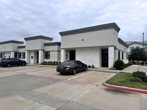 10401 S Mason Rd Building C, Richmond, TX for lease Building Photo- Image 2 of 13