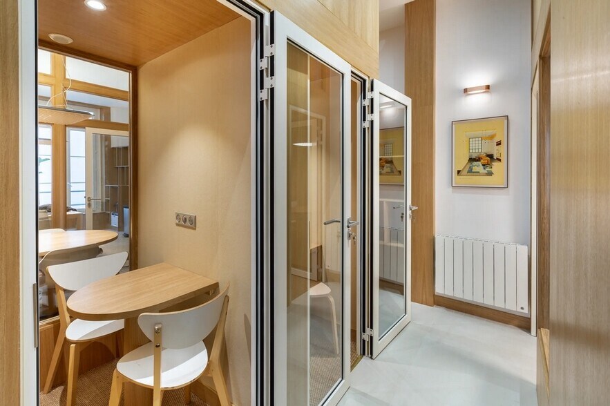 113 Rue D'Aboukir, Paris for lease - Interior Photo - Image 3 of 6