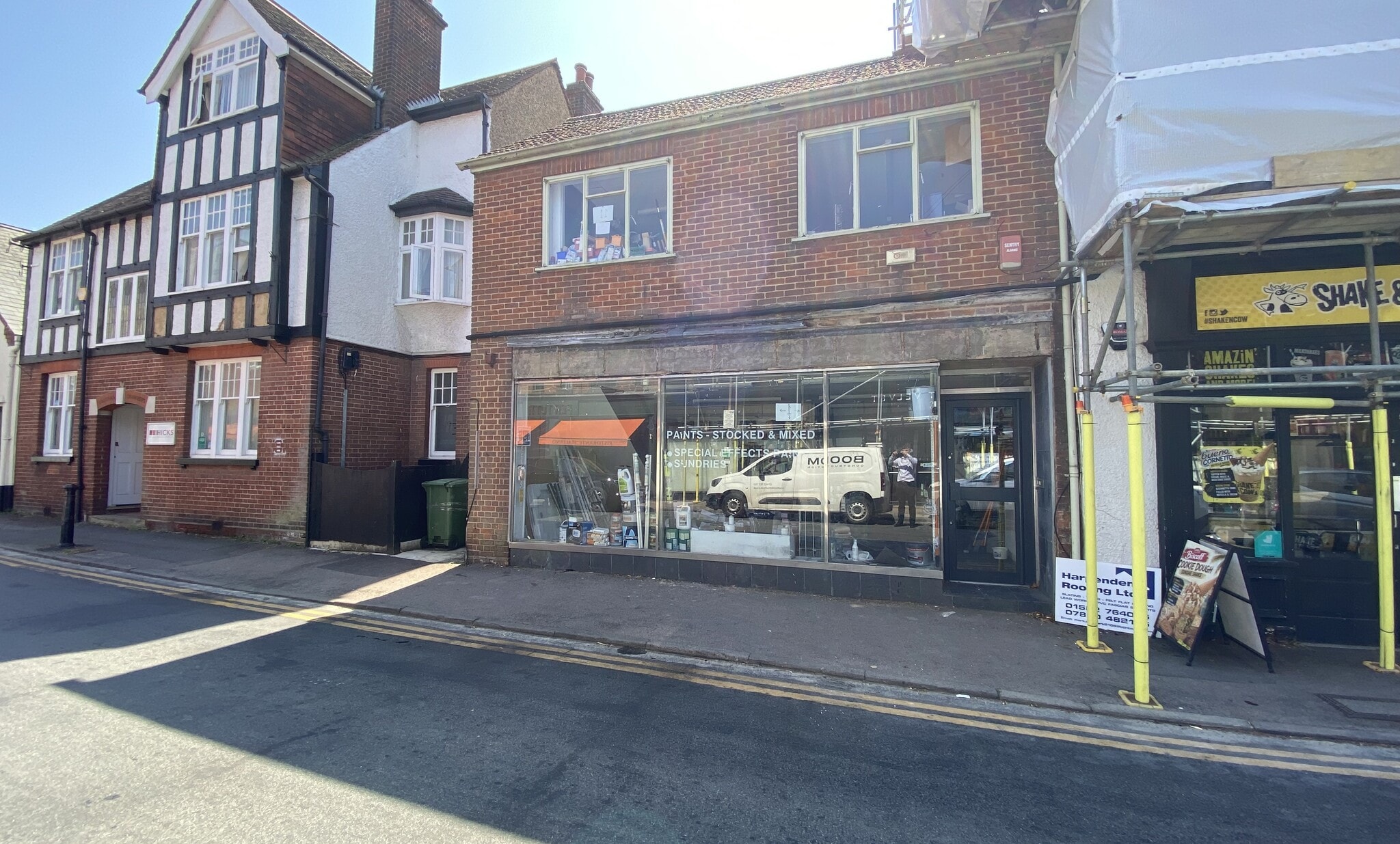 2 Vaughan Rd, Harpenden for lease Primary Photo- Image 1 of 2