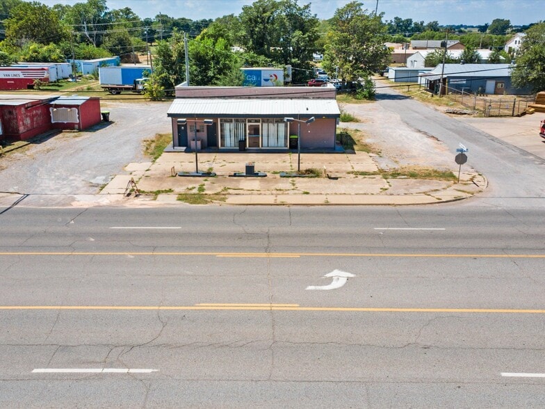 801 S Green Ave, Purcell, OK for sale - Building Photo - Image 1 of 16