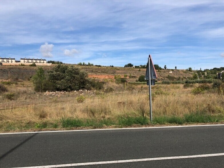 Land in Nalda for sale - Building Photo - Image 1 of 12