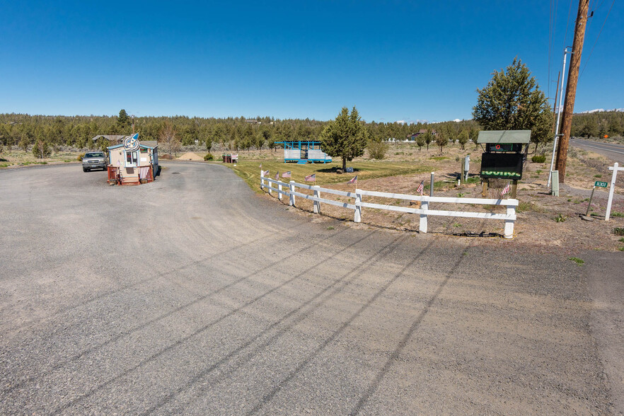 11301 SE Juniper Canyon Rd, Prineville, OR for sale - Building Photo - Image 2 of 19