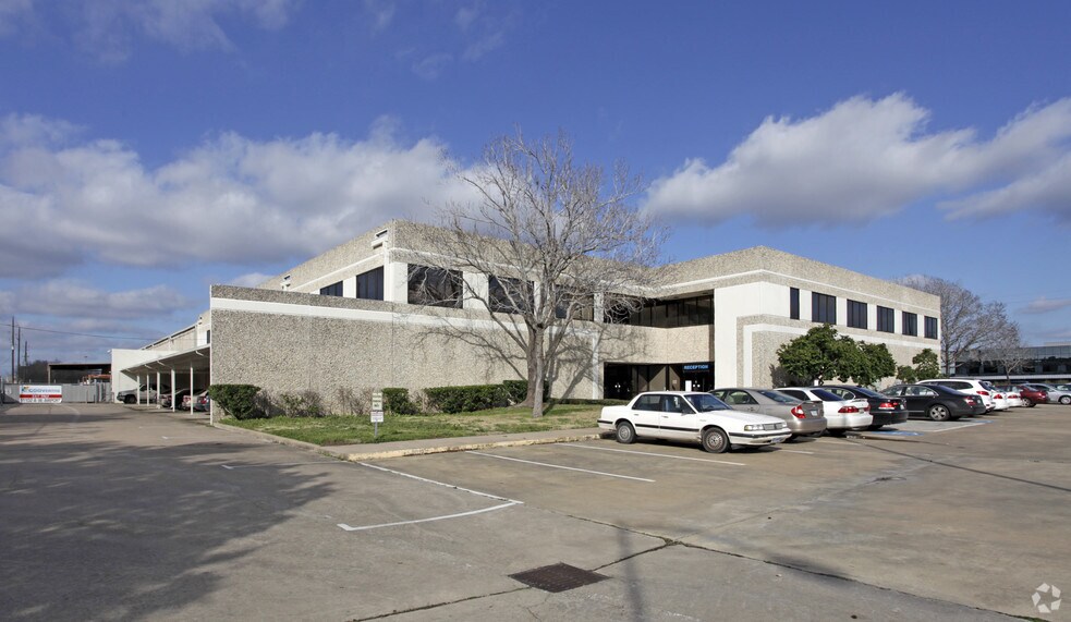 11100 W Airport Blvd, Stafford, TX 77477 Industrial for Sale
