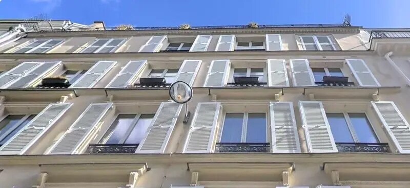 Office in Paris for sale Building Photo- Image 1 of 5