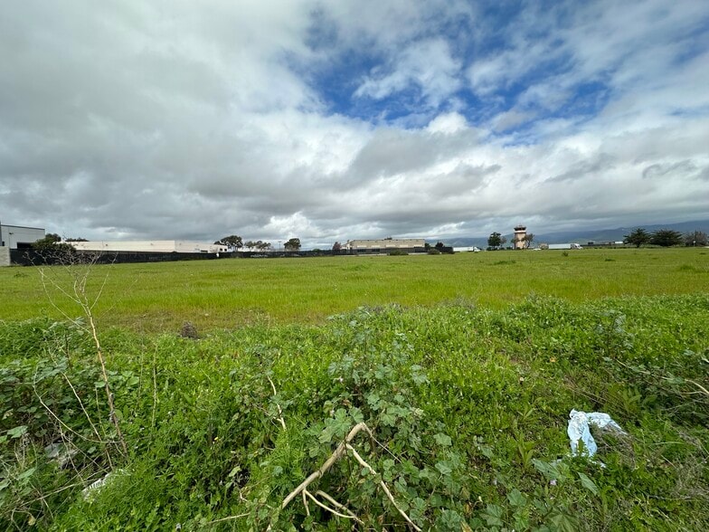 743 La Guardia St, Salinas, CA for sale - Building Photo - Image 3 of 7