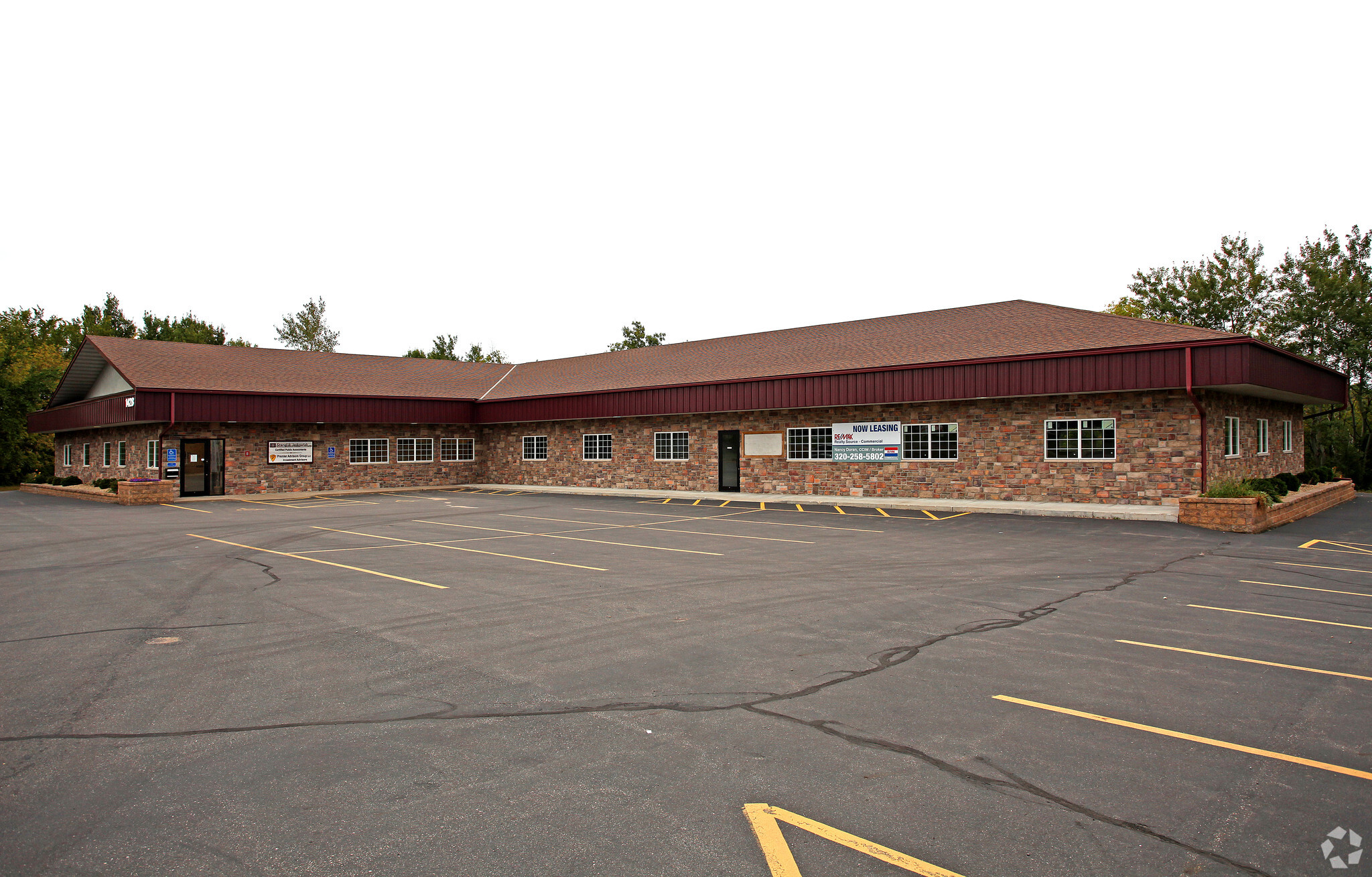 1428 2nd St N, Sauk Rapids, MN for sale Primary Photo- Image 1 of 1