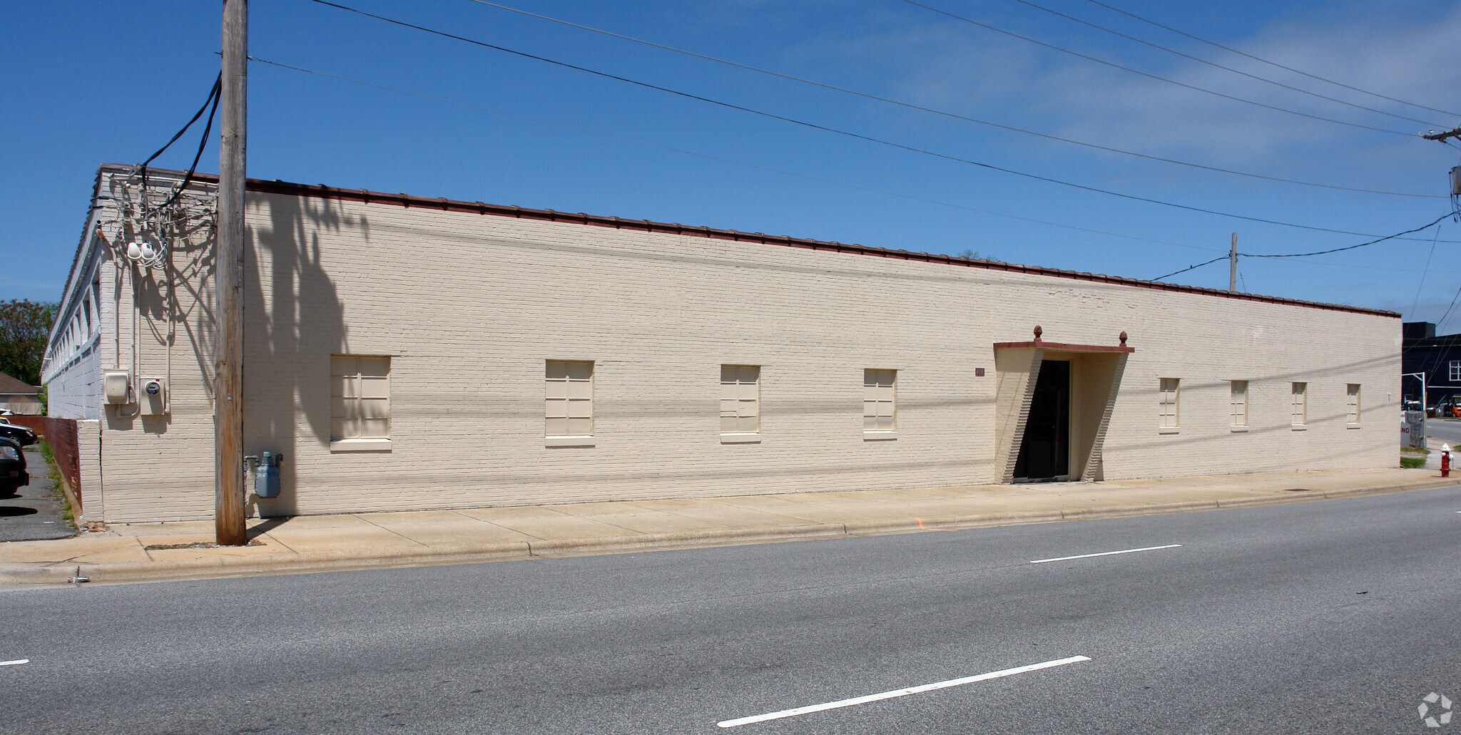 418 W Kivett Dr, High Point, NC for sale Primary Photo- Image 1 of 1