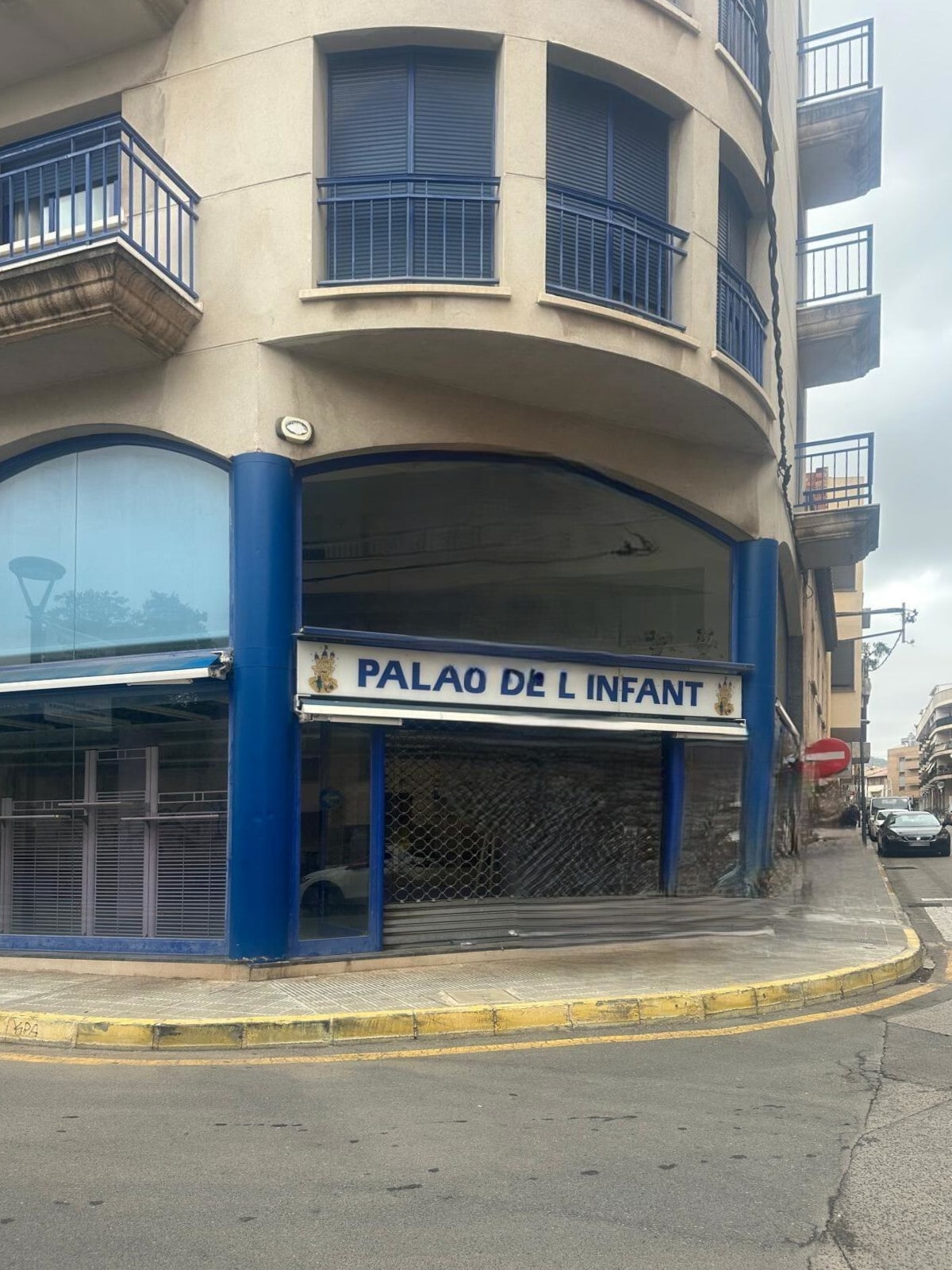 Retail in El Vendrell, Tarragona for lease Interior Photo- Image 1 of 9